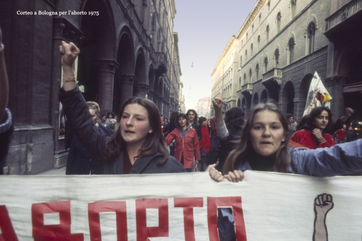 Giatti - Corteo a Bologna per l'aborto1975